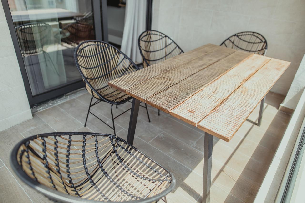 Premium-Designed Apartments Tivat Luaran gambar