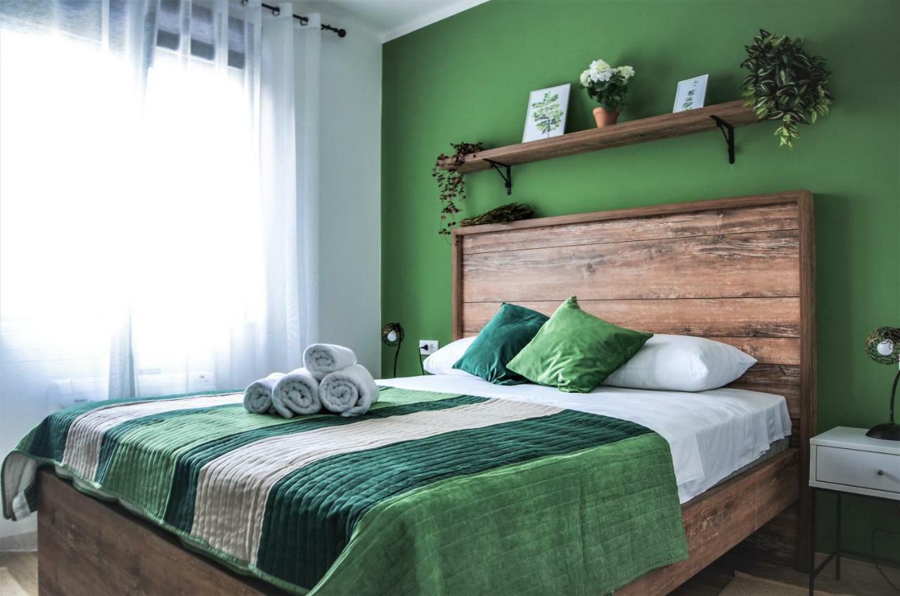 Premium-Designed Apartments Tivat Luaran gambar