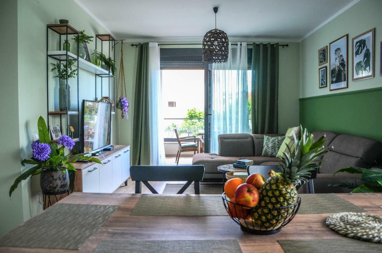 Premium-Designed Apartments Tivat Luaran gambar